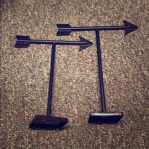 Arrow jewelry organizer